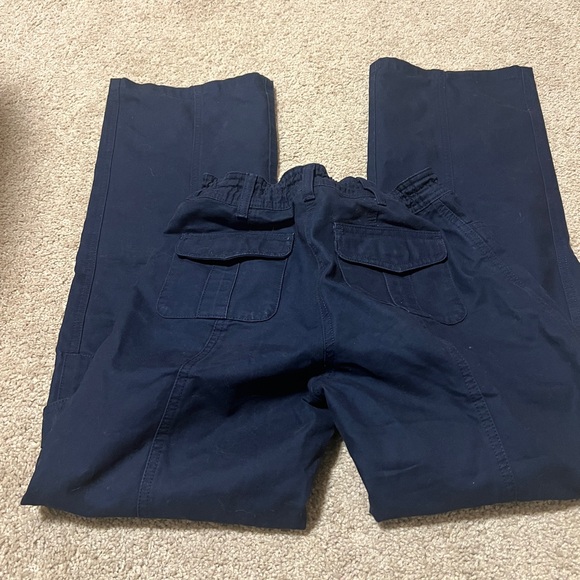 Aritzia cargo pants - Picture 3 of 3